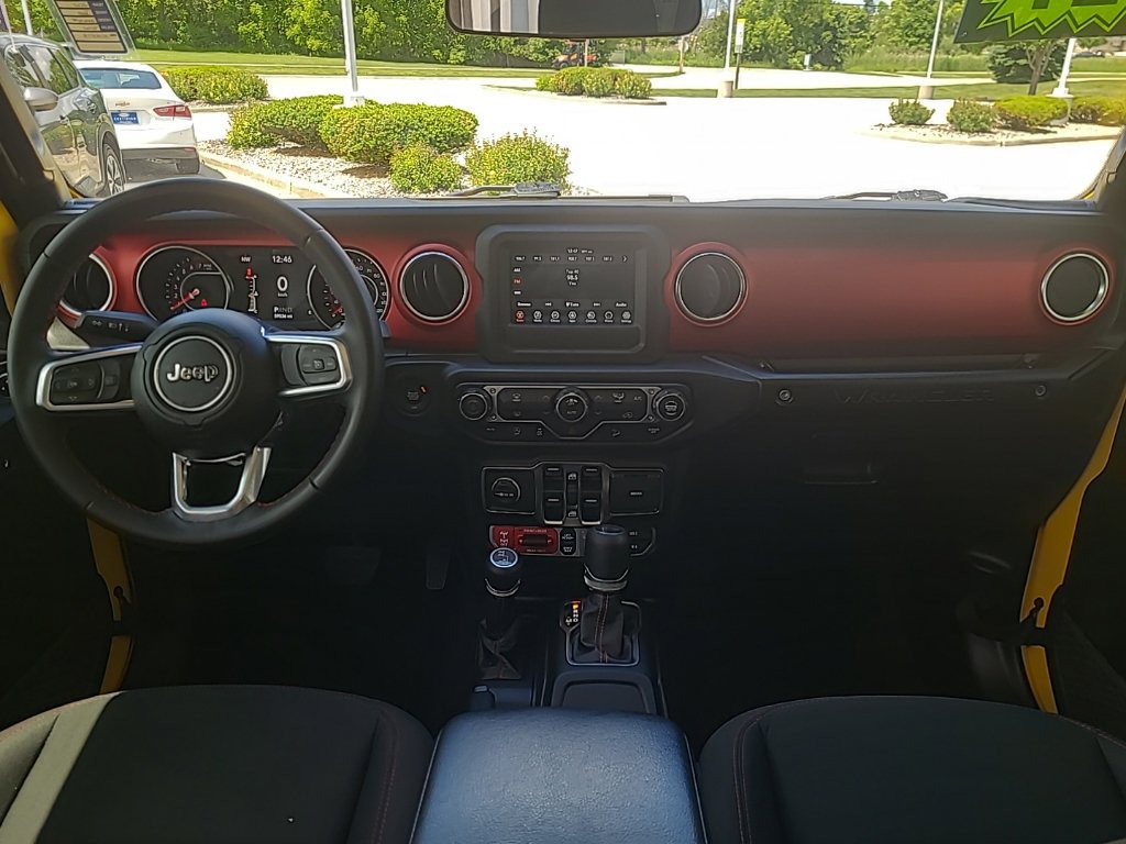 Used 2021 Jeep Wrangler Unlimited Rubicon AWD/4WD image 13