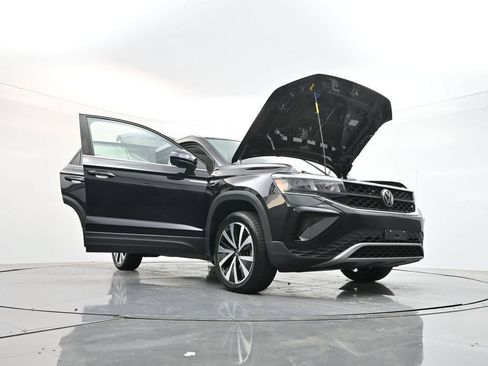 Used 2024 Volkswagen Taos SE FWD image 42