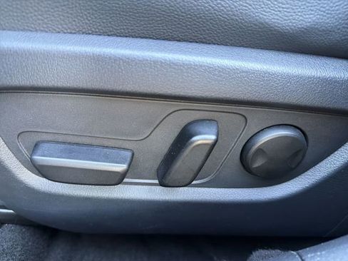 Used 2024 MAZDA CX-50 AWD 2.5 S w/ Preferred Package image 12