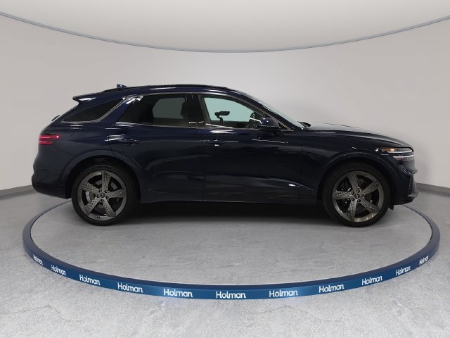 Used 2025 Genesis GV70 3.5T Sport w/ Sport Advanced Package AWD/4WD image 5