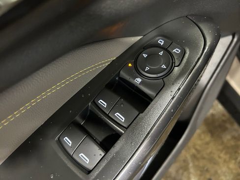 New 2026 Chevrolet Trax ACTIV w/ Sunroof Package image 23