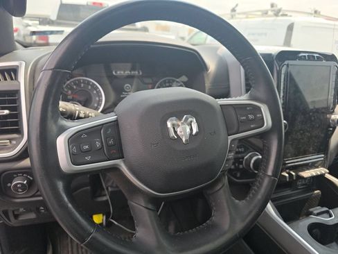 Used 2023 RAM 1500 Big Horn AWD/4WD image 9