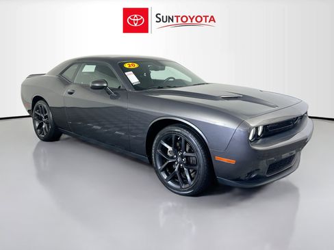 Used 2022 Dodge Challenger SXT w/ Blacktop Package image 1