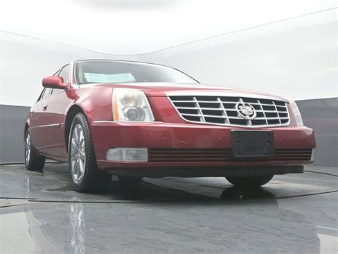Used 2009 Cadillac DTS image 52