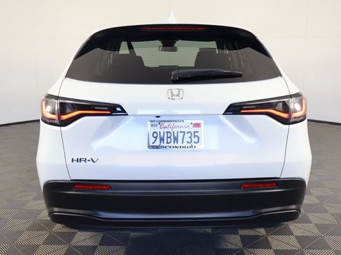 Used 2026 Honda HR-V LX image 5