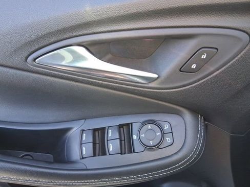 Used 2024 Buick Encore GX Sport Touring image 16