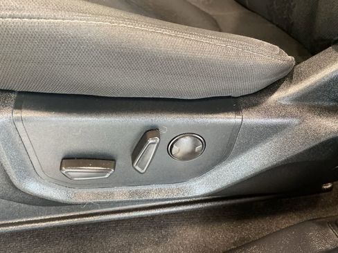 Used 2020 Ford F150 XLT w/ Equipment Group 302A Luxury image 16