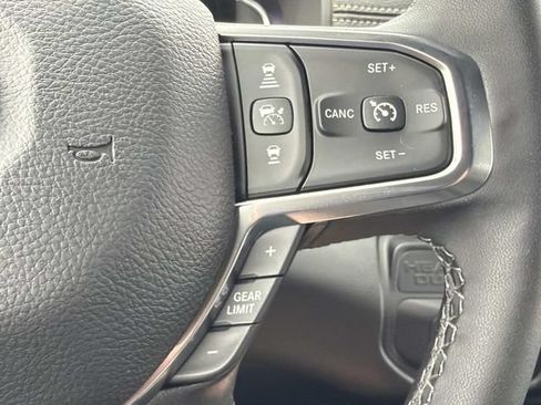 New 2026 RAM 2500 Laramie AWD/4WD image 33