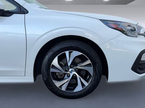 Used 2025 Subaru Legacy Premium AWD/4WD image 11
