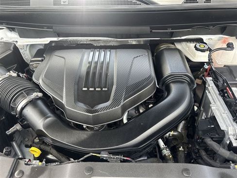 Used 2024 GMC Acadia Elevation w/ LPO, Floor Liner Package FWD image 29