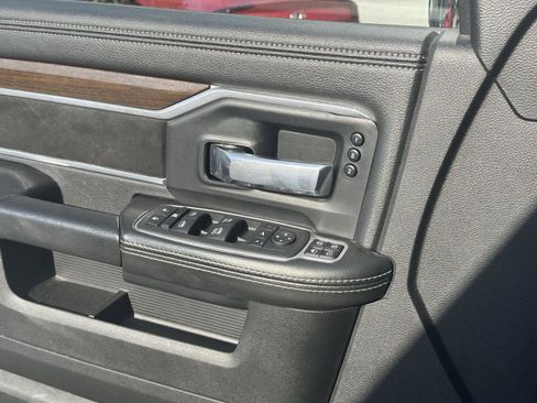 Used 2024 RAM 2500 Laramie AWD/4WD image 16