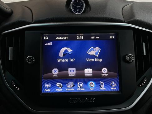 Used 2015 Maserati Ghibli image 46