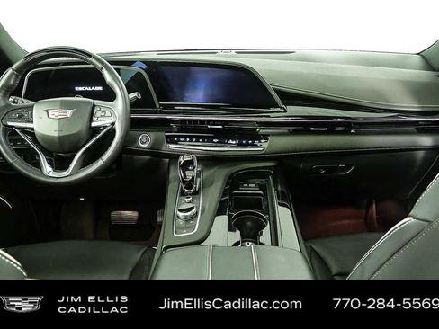 Used 2024 Cadillac Escalade Sport w/ LPO, ONYX Package image 22