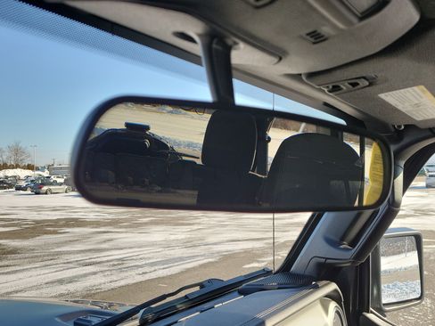 Used 2020 Jeep Wrangler Unlimited Sahara w/ Cold Weather Group image 27