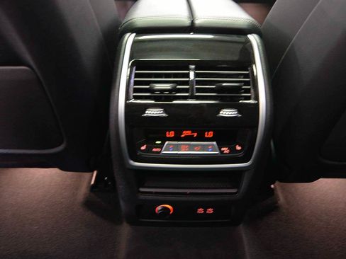 Certified 2026 BMW X7 M60i AWD/4WD image 10