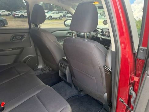 Used 2026 Nissan Rogue S FWD image 15
