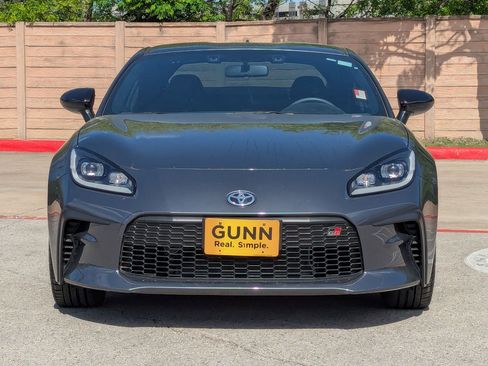 Used 2024 Toyota GR86 Premium image 8