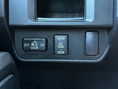 Used 2016 Toyota Tacoma TRD Off-Road w/ Towing Package RWD image 30