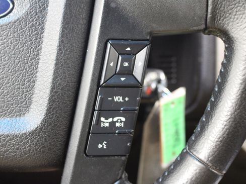 Used 2015 Ford Expedition EL XLT w/ Equipment Group 202A AWD/4WD image 12