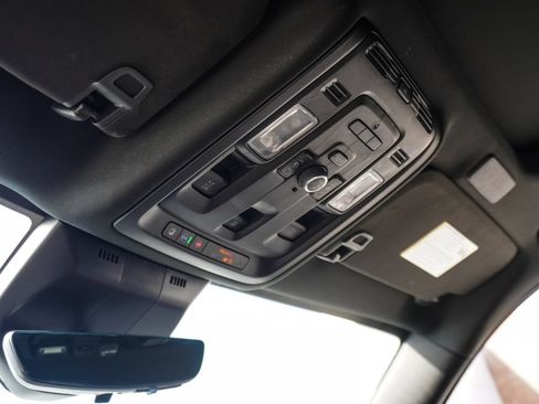 Used 2023 Cadillac Escalade Premium Luxury RWD image 24
