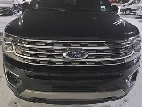 Used 2018 Ford Expedition Max Limited w/ Equipment Group 302A image 2