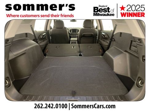 Used 2024 GMC Terrain SLE w/ Driver Convenience Package image 27