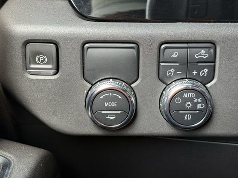 Used 2023 GMC Sierra 1500 SLT w/ SLT Premium Package RWD image 24