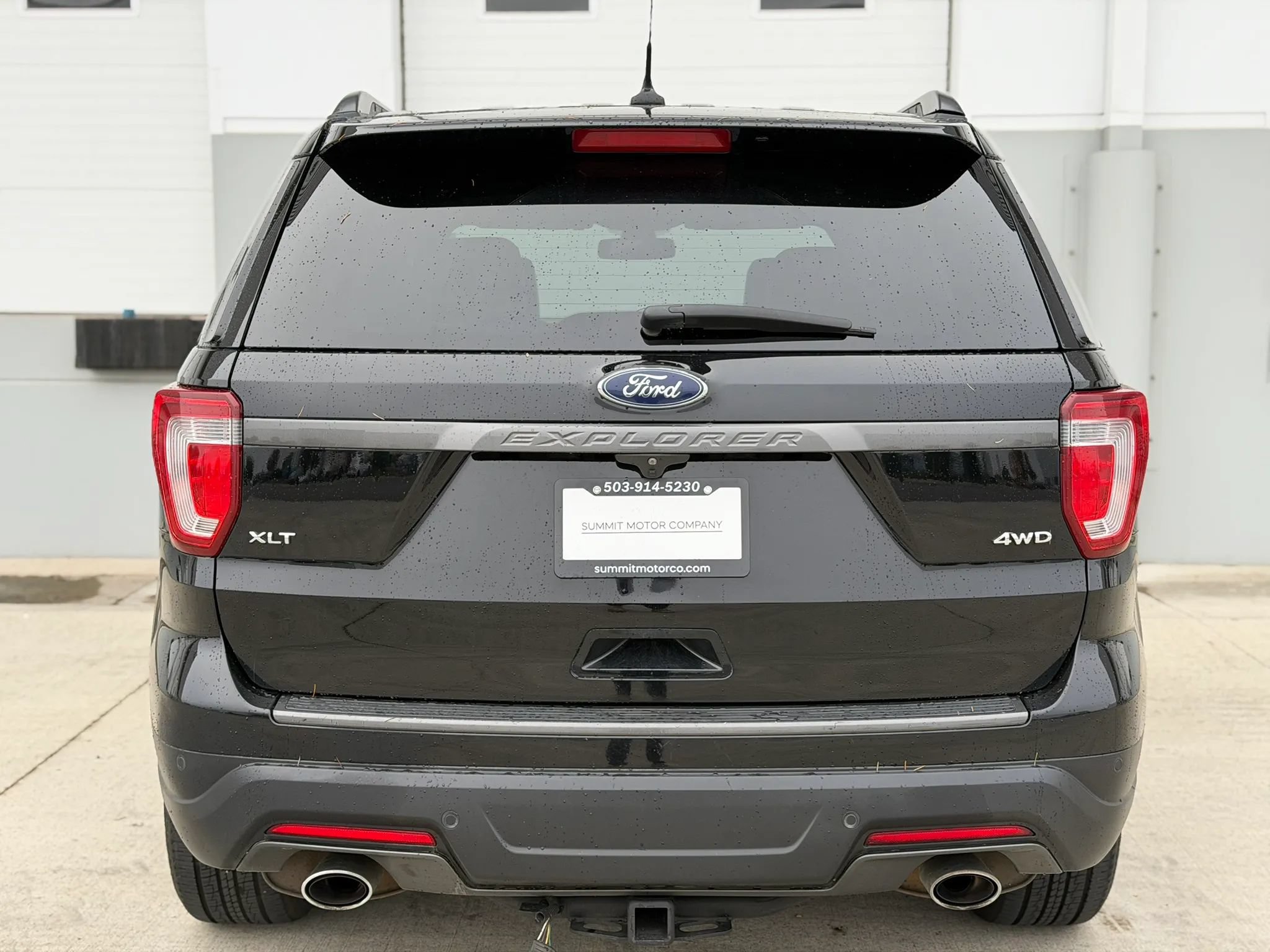 Used 2018 Ford Explorer XLT w/ XLT Appearance Package AWD/4WD image 5