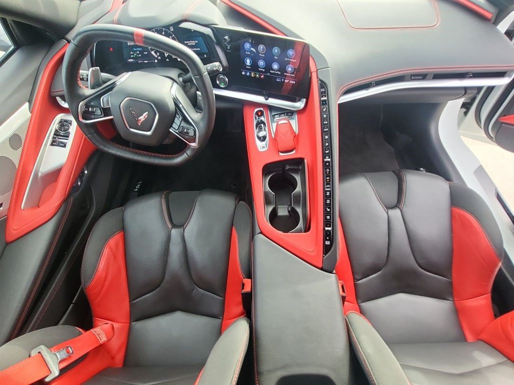 Used 2021 Chevrolet Corvette Stingray Preferred Cpe w/ Z51 Performance Package RWD image 20
