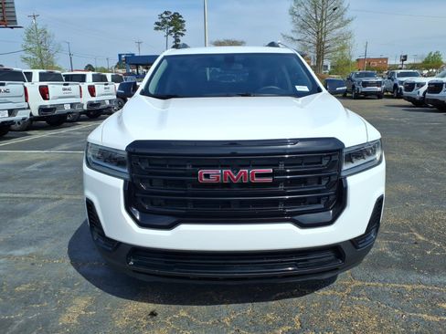 Used 2021 GMC Acadia SLE w/ Elevation Edition image 2