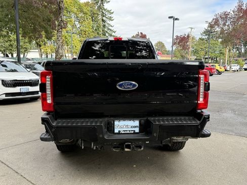 Used 2023 Ford F250 Lariat w/ Sport Appearance Package image 17