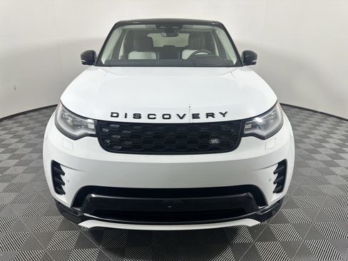 Used 2025 Land Rover Discovery Dynamic SE AWD/4WD image 5