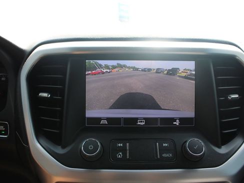Used 2023 GMC Acadia SLT w/ Preferred Package FWD image 41