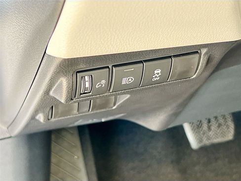 New 2026 Toyota Corolla Cross L image 13