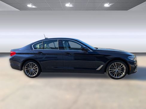 Used 2020 BMW 530i xDrive w/ Executive Package image 8