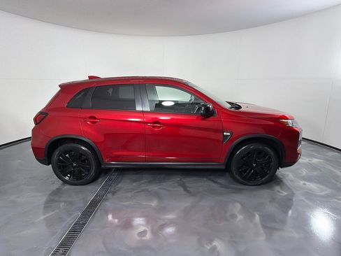 Used 2023 Mitsubishi Outlander Sport ES AWD/4WD image 4