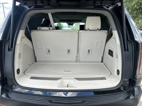 Used 2025 Cadillac Escalade Premium Luxury Platinum w/ LPO, Floor Liner Package AWD/4WD image 42