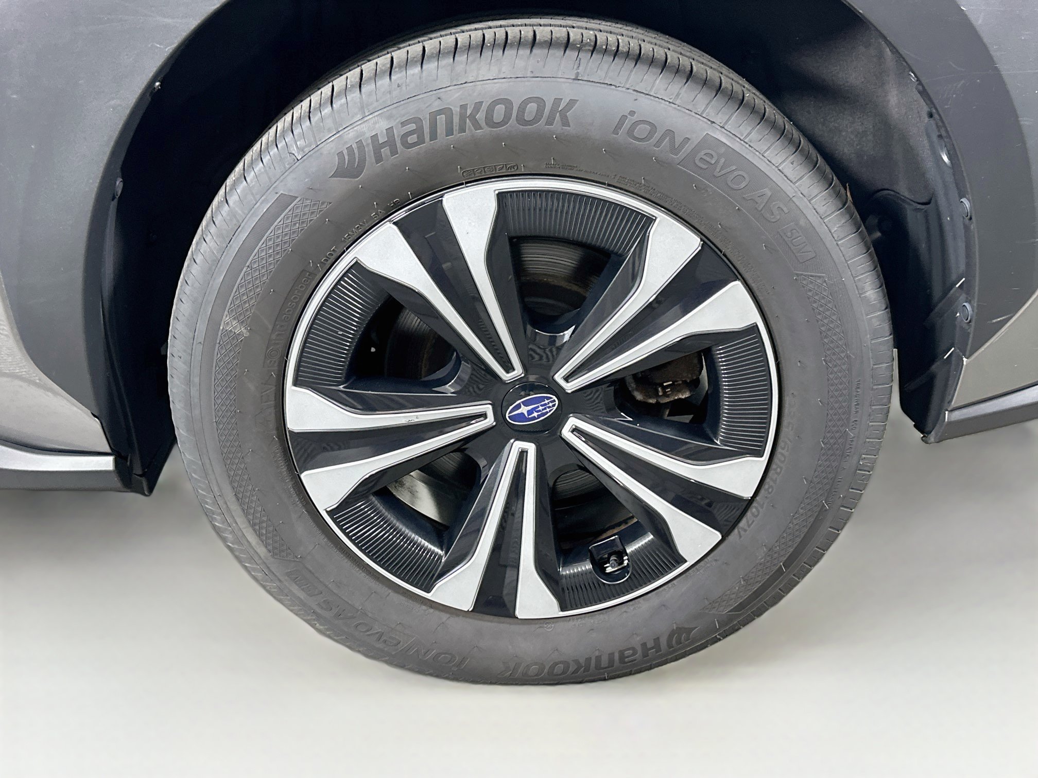 Used 2023 Subaru Solterra AWD image 11