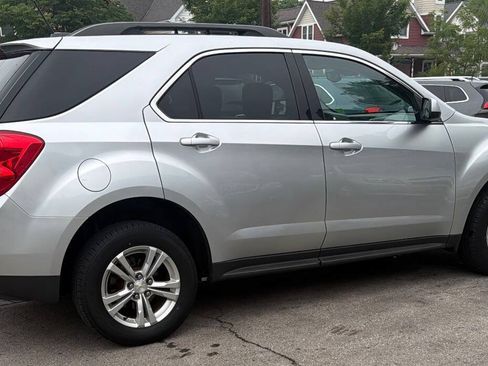 Used 2015 Chevrolet Equinox LT w/ Driver Convenience Package AWD/4WD image 9