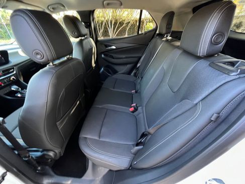 Used 2025 Buick Encore GX Preferred image 23