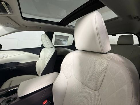 New 2026 Lexus RX 350 image 5