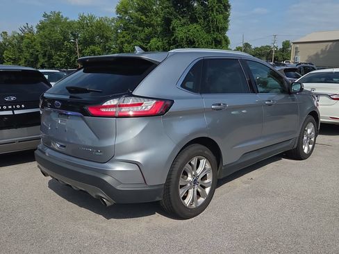Used 2020 Ford Edge Titanium FWD image 4
