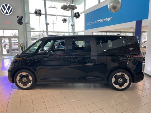 New 2025 Volkswagen ID. Buzz Pro S image 4