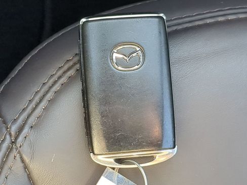 Used 2022 MAZDA CX-5 Signature image 28