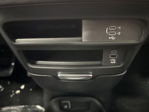 New 2026 Chrysler Pacifica Select image 23