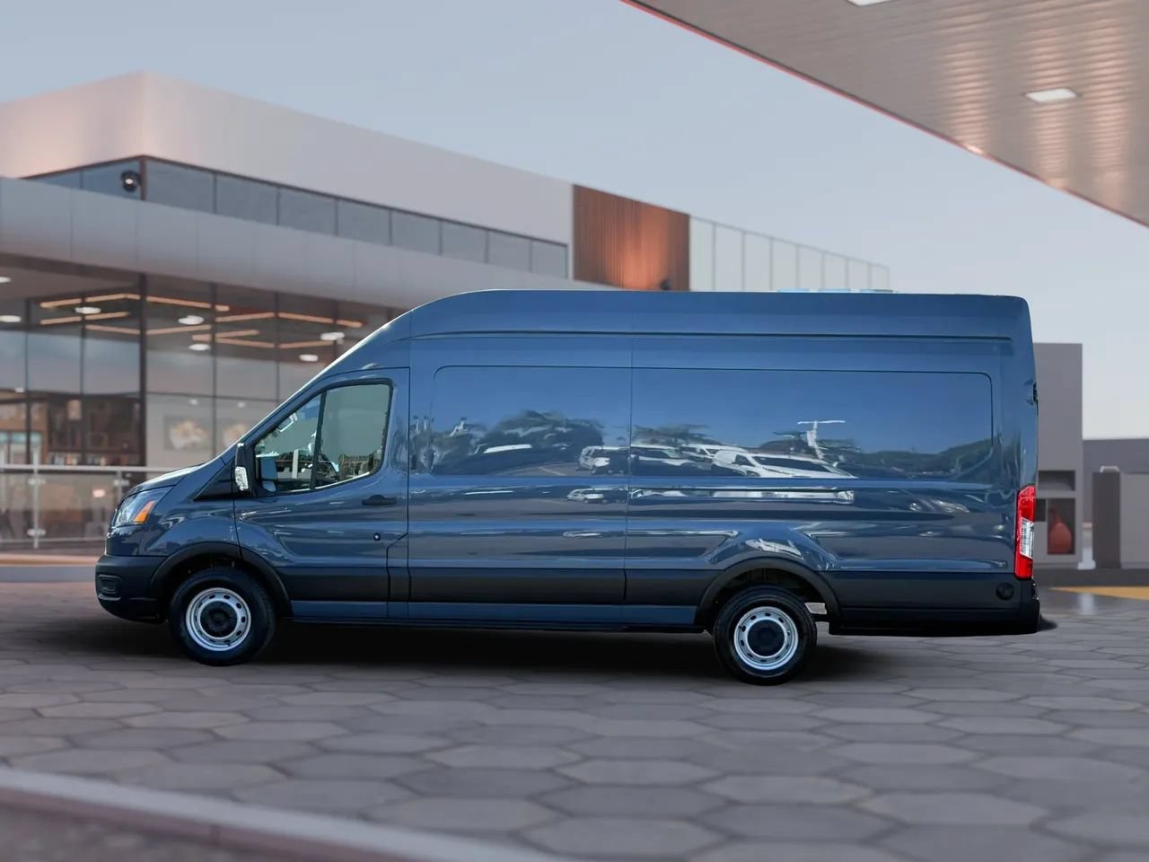 Used 2020 Ford Transit 250 148 High Roof Extended RWD image 3
