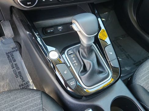 Used 2025 Kia Soul EX FWD image 23
