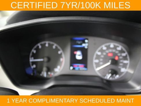 Used 2025 Toyota Corolla LE w/ Convenience Package FWD image 20