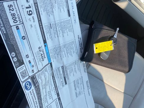 Used 2013 Buick Enclave Leather image 22