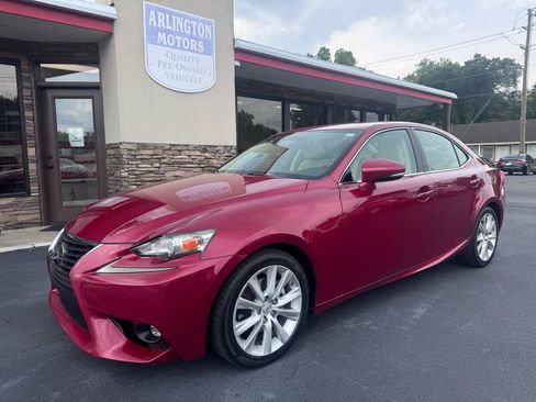 Used 2015 Lexus IS 250 RWD image 2